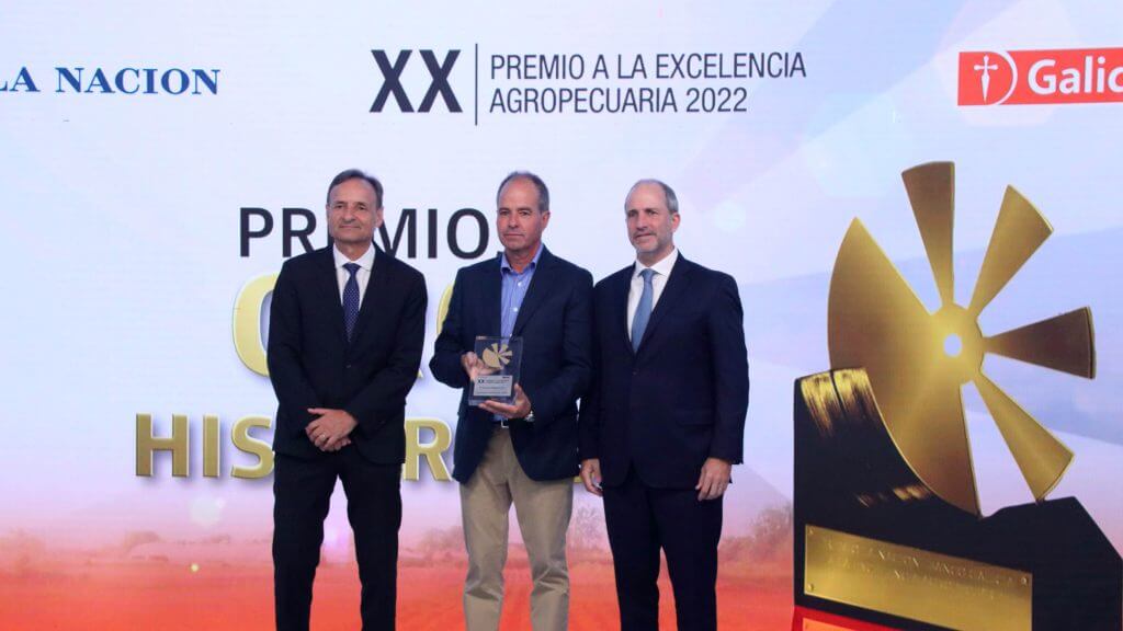 Premio de oro a la excelencia agropecuaria